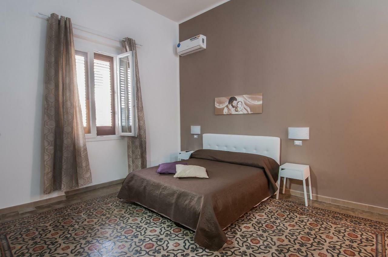 Casa Genna Hotel Isola delle Femmine Luaran gambar